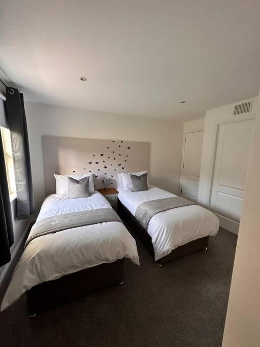 Apartment In Queens Court, Banchory Inchmarlo Exterior photo